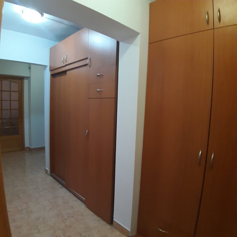 Unirii, Garanti Bank, vanzare apartament 3 camere mobilate