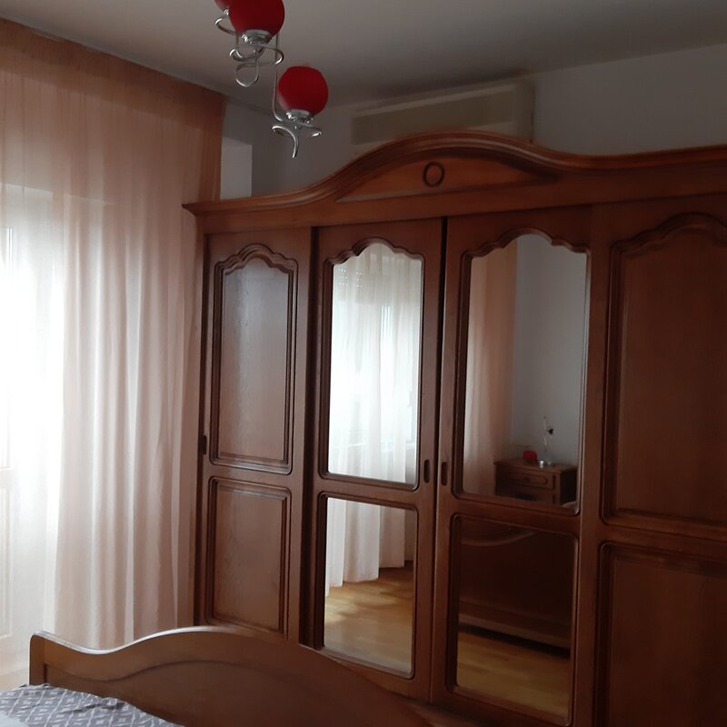 Unirii, Garanti Bank, vanzare apartament 3 camere mobilate